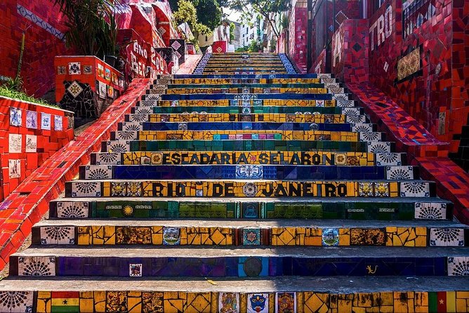 Rio Historic Center Walking Tour With Typical Brazilian Lunch - Cinelandia