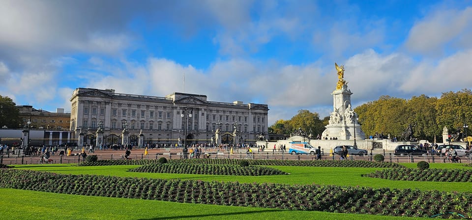 Royal London Walking Tour - Exploring Londons Royal History