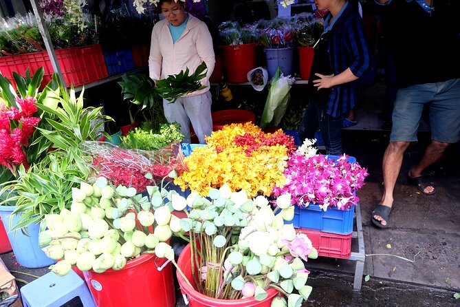 Saigon Morning Excursion by Scooter