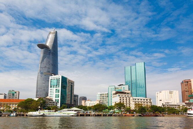 Saigon River Dinner Cruise With Live Music