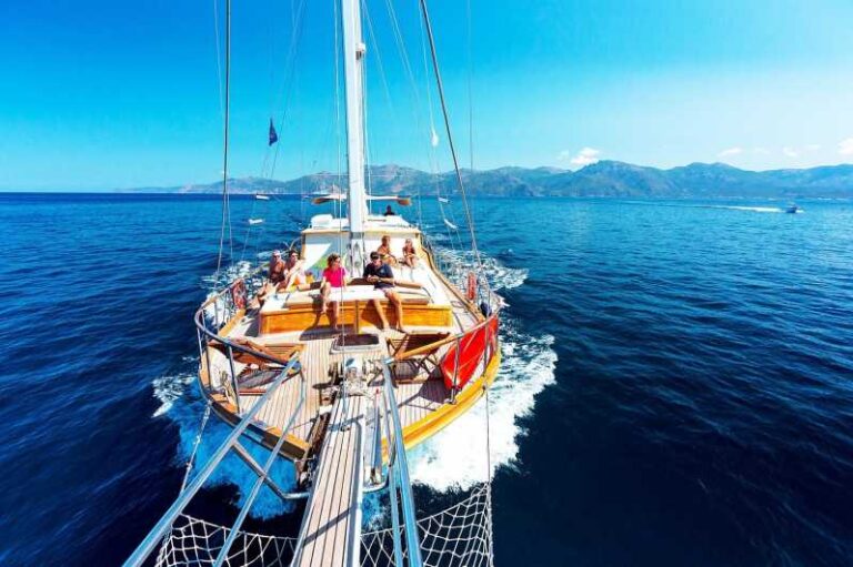 Saint Florent: Cap Corse Cruise With Swimming and Lunch