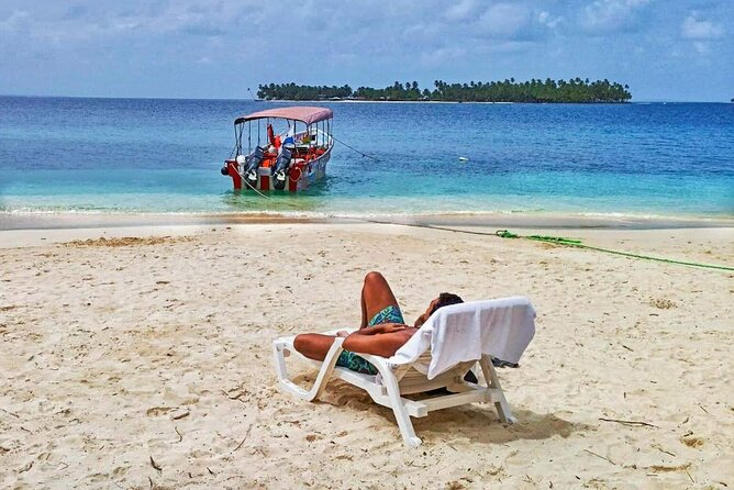San Blas Islands Tour + 4 Places + Welcome Drink