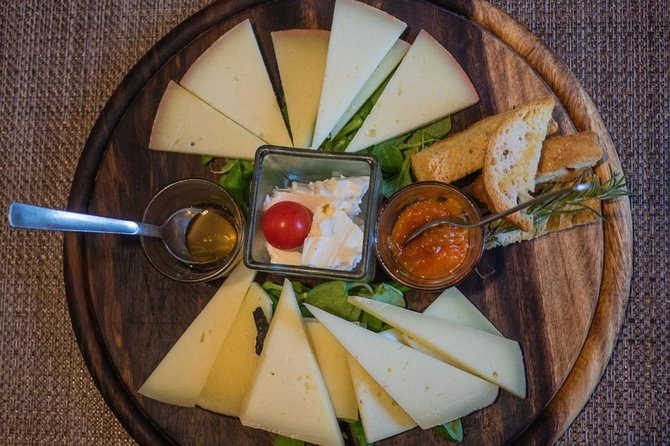 San Gimignano Family Farm Tour With Wine and Olive Oil Tasting