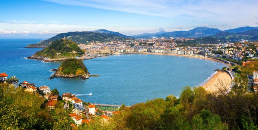 San Sebastian: City Highlights Guided Walking Tour