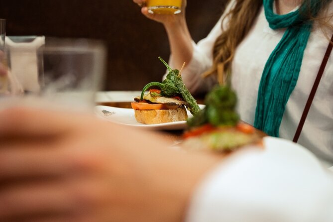 San Sebastian SIGHTSEEING and PINTXOS – Private Cultural & Gastronomic Adventure