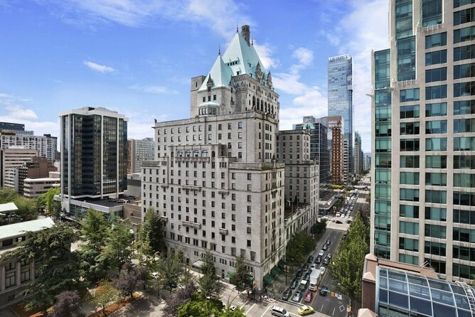 Self Guided Vancouver Scavenger Hunt: Central Delights