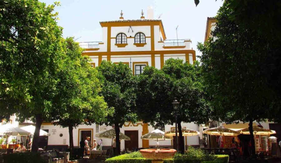 Seville: Santa Cruz Old Jewish Quarter Walking Tour