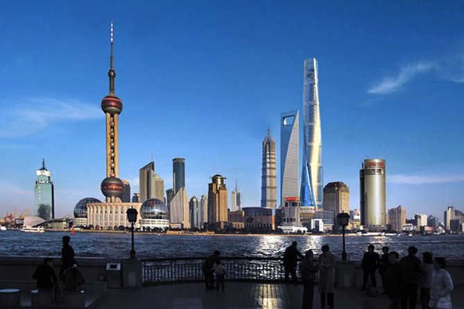Shanghai Private Day Tour of Pudong New Area Including Oriental Pearl Tower