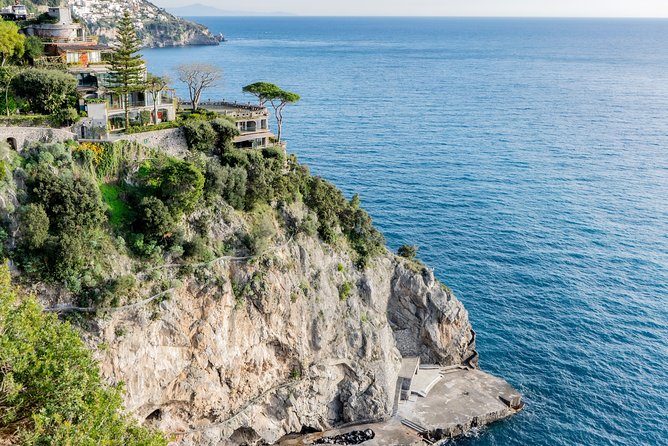 Shared Transfer From Positano to Naples Airport