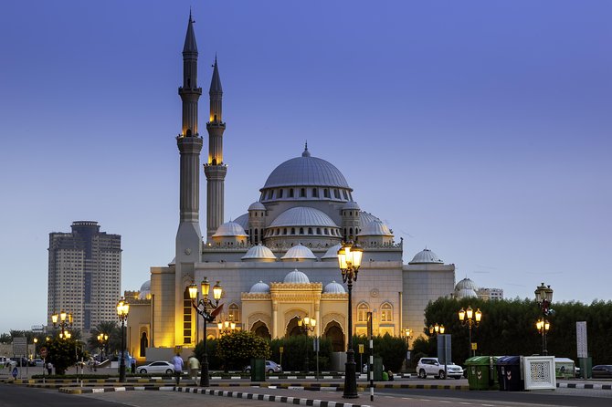 Sharjah Half-Day Tour From Dubai With Spanish-Speaking Guide