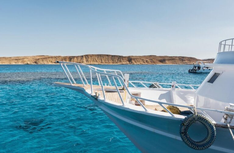 Sharm El Sheikh: White Island & Ras Mohamed Cruise Adventure