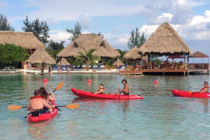 3 Best Kayak And Canoe Tours In Roatan