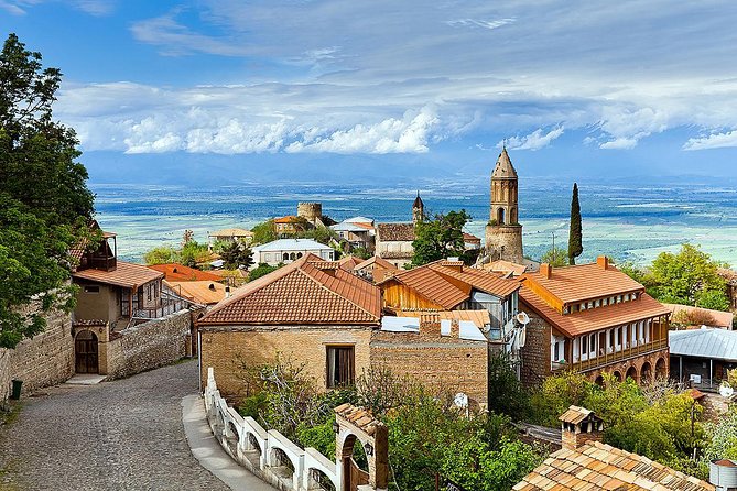 Sighnaghi City of Love Private Tour With Wine Tasting