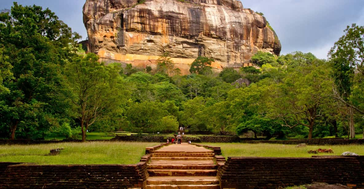 Sigiriya & Dambulla Cave Temple Day Trip From Colombo - Trip Overview