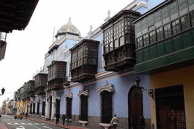 Small-Group Tour of Lima Historical Buildings