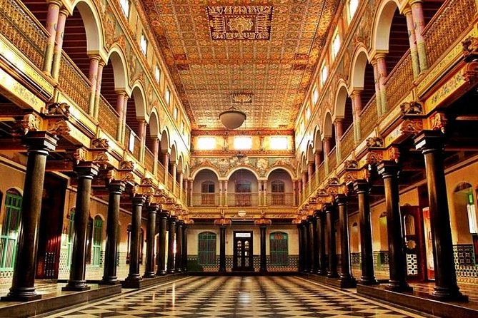 South India Tour- Temple Architecture and Backwaters