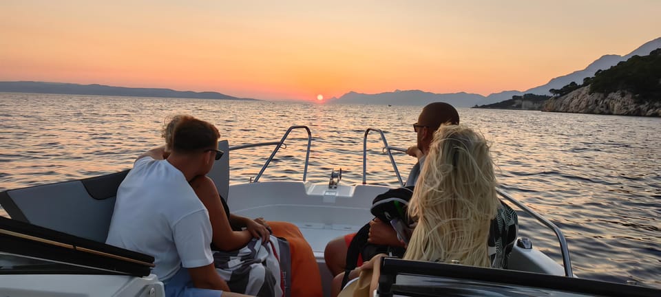 Speedboat Sunset Tour From Makarska to Island Brač - Tour Overview