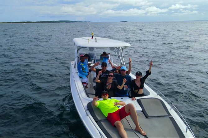 Sport Boat: Rosario Island, Lunch on Private Island, Cholon & Baru