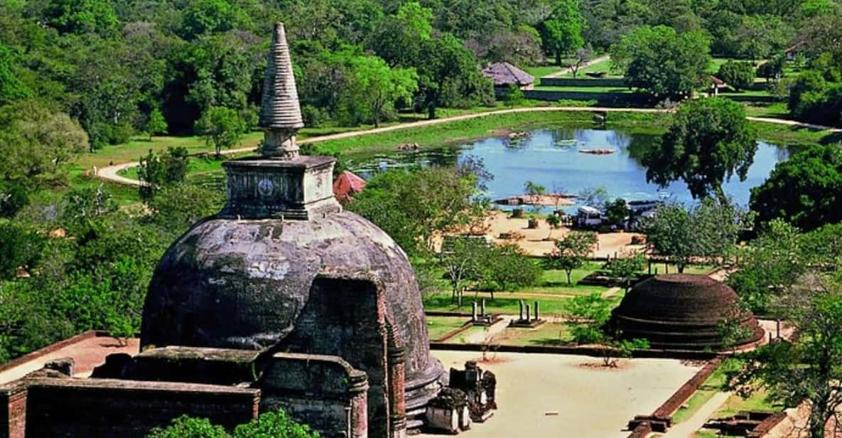 Sri Lankas Ancient Wonders: Sigiriya Rock and Polonnaruwa - Important Information