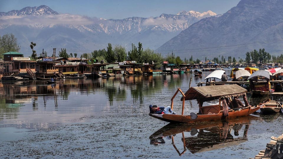 Srinagar: Private Day Tour With Shikara Ride at Dal Lake - Tour Overview and Pricing