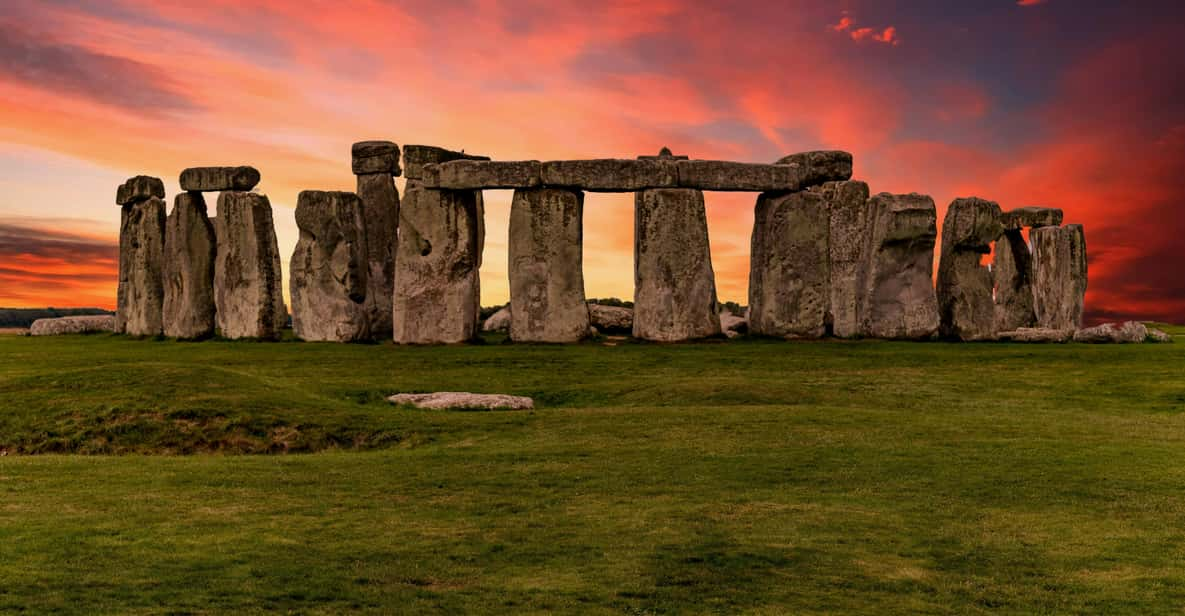 Stonehenge Windsor Castle: Private Tour - Exploring Stonehenges Mysteries