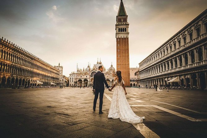 Sunrise Couple Photoshoot Tour
