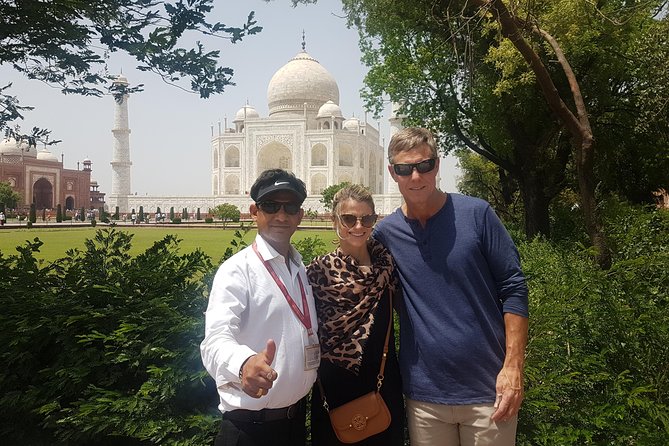 Taj Mahal Day Trip From Delhi With Private Car & Tour Guide - Itinerary Highlights