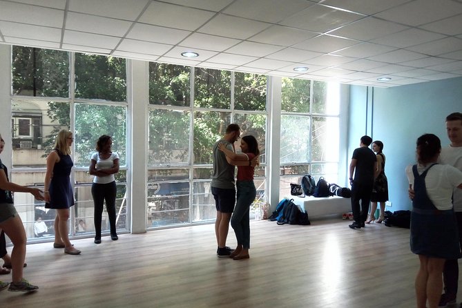 Tango Lessons in Buenos Aires – Vamos Academy