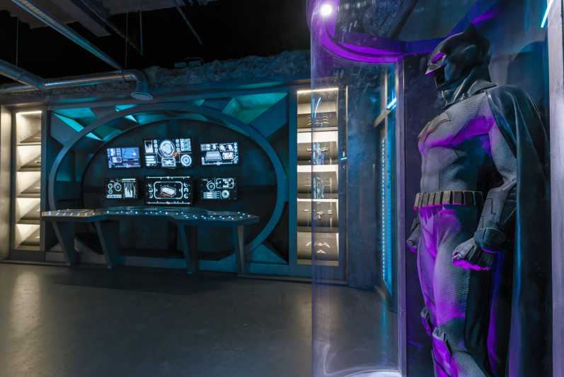 The Batcave : Secret Missions at Batman Escape Game Paris - Experience Overview