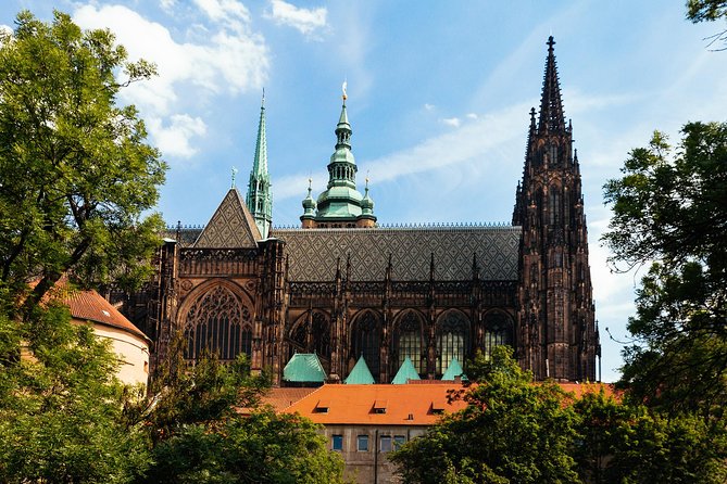 The History of Prague: Prague Castle & Castle District Private Tour