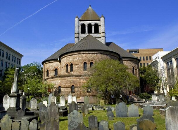 The ONLY Ghost Tour in Charleston With 10 ORIGINAL Stories