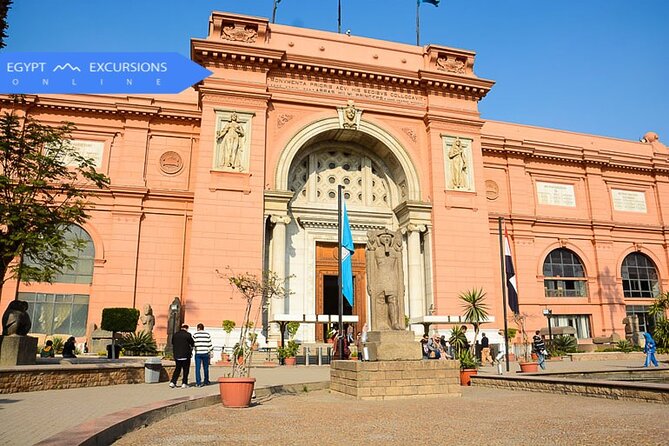 The Pyramids & Museum Day Tour