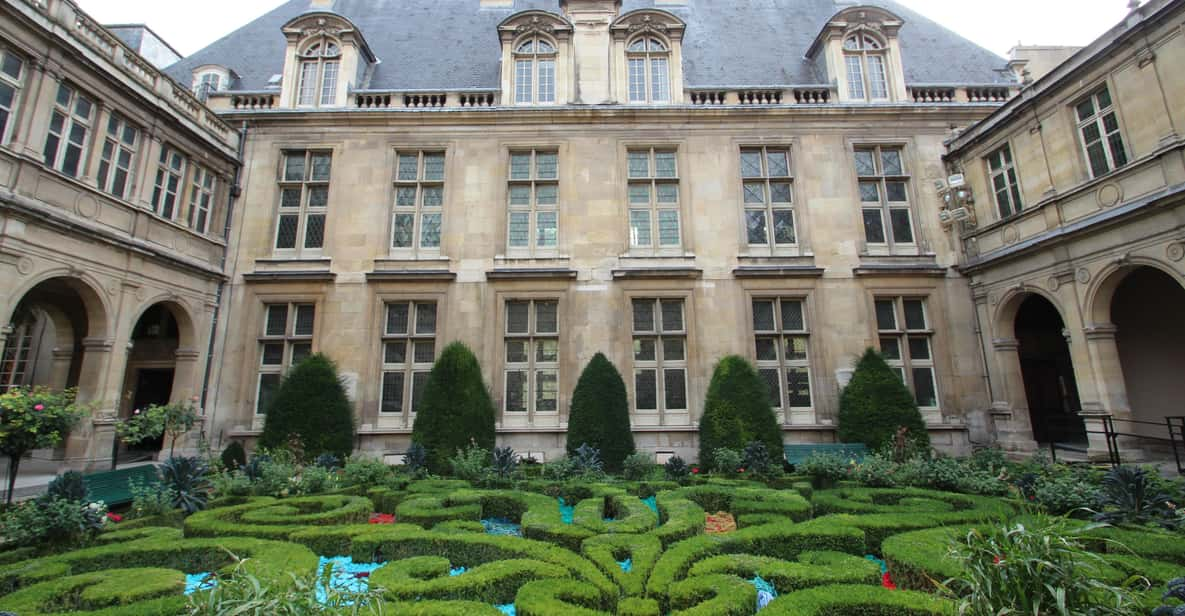 Through Paris History: Family-Friendly Tour at Carnavalet - Tour Overview