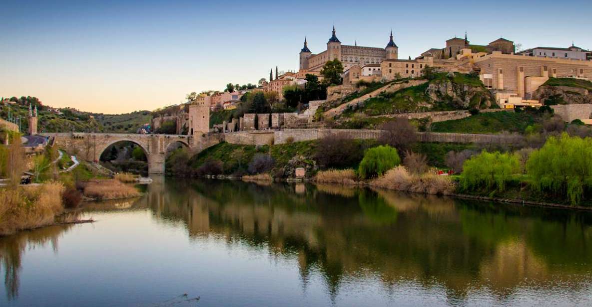 Toledo: Three Cultures Walking Tour in Spanish - Tour Overview