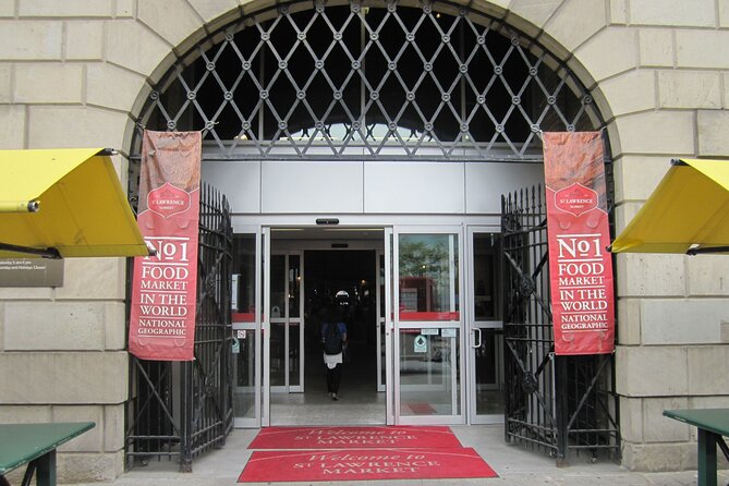 Toronto Downtown Private Walking Tour