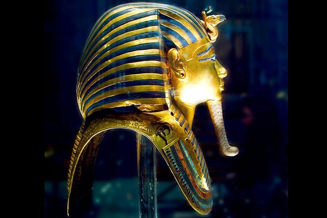 Tour to Giza Pyramids & Egyptian Museum From Alexandria by Car