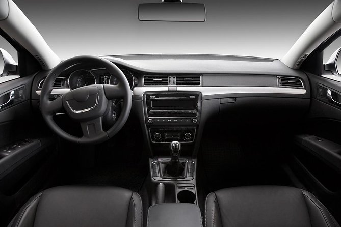 Transfer in Private Vehicle From Sanjose Juan Santamaría Airport to Sanjose City