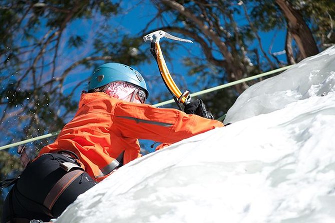 Tremblant Ice Climbing School - Overview of the Tremblant Ice Climbing School