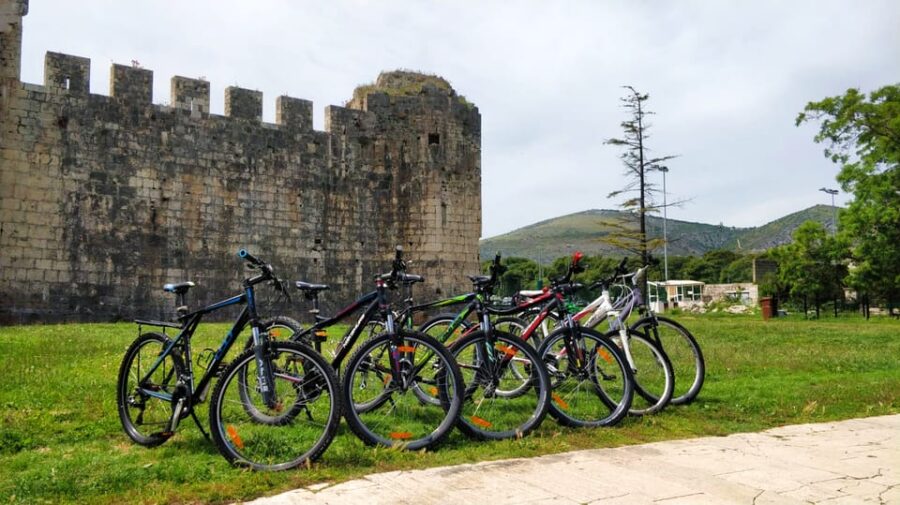 Trogir: Bike Rental Service