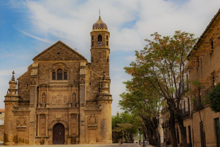 Úbeda and Baeza Combo Tour in Spanish