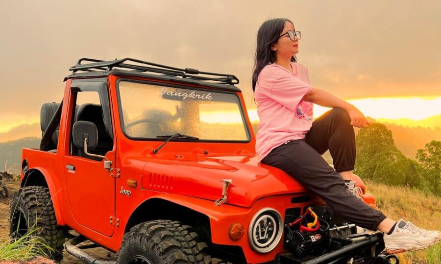Ubud: Mount Batur Jeep Sunrise, Hot Spring in One Day