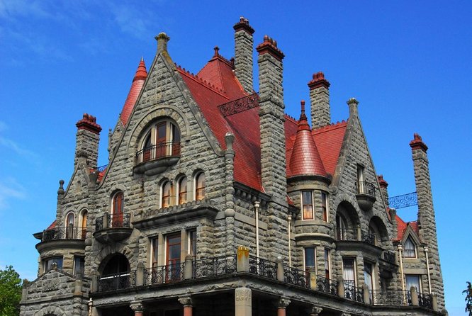 Victoria Castles and Hoods Pedal Bike Tour