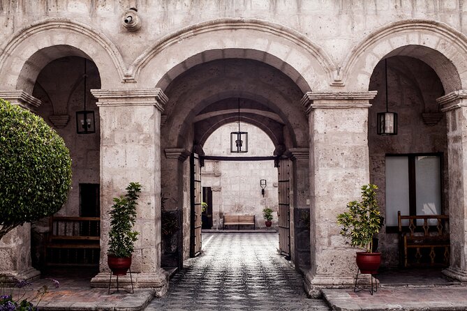 Walking Tour Through the Historic Center of Arequipa - Tour Overview and Details