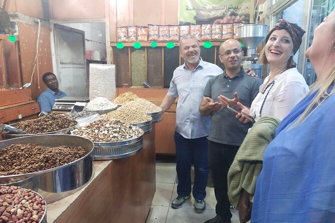 Walking Tour, Visit the Old Town and Markets, Taste Food - Overview of the Walking Tour