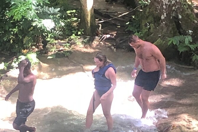 Wet and Wild – Blue Hole and Dunns River