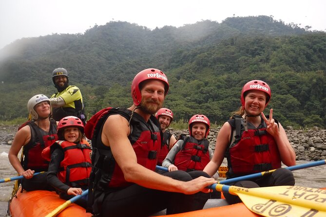 White Water Rafting in Baños De Agua Santa Level III and IV