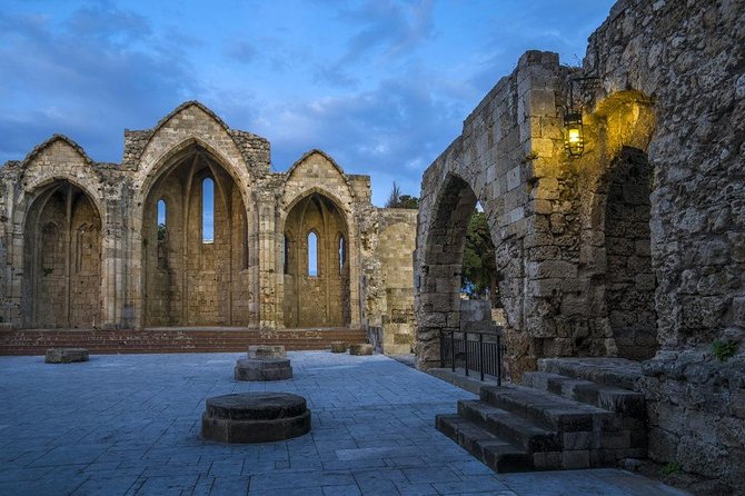 Wine and Medieval History Private Tour in Rhodes