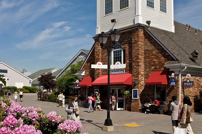 Woodbury Common Premium Outlets Shopping Tour, From NYC