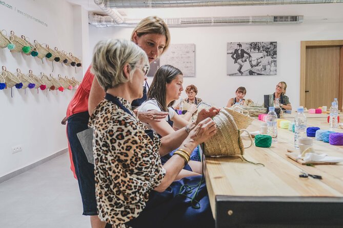 Workshop - Personalization and Embroidery Techniques on Basket