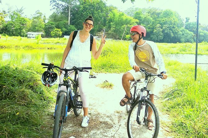 Yogyakarta Cycling Tour Around the Villages and Fish Farm